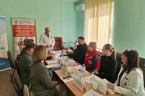 В Калужском областном специализированном центре инфекционных заболеваний и СПИД подвели итоги реализации проекта Мост помощи, реализованного на територии Калужской области МРОО Позитивная область